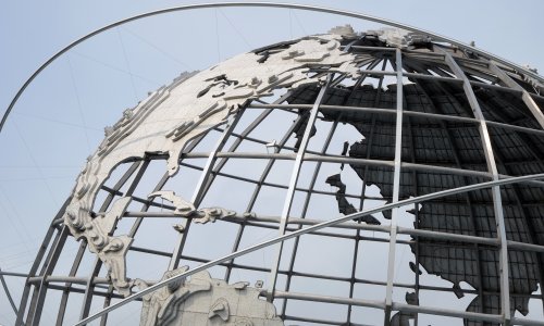 Photo: slgckgc from https://www.flickr.com/photos/slgc/6151876100/in/photolist-anBYrj-8wr47m-nddWv-34rFGx-anzaDM-anBYAo-anBYxo-eyQRB2-anzaxa-anzavi-anz8AR-anBWvw-anz8ve-anz8rT-anBWmw-anBVfo-eGHvzs-5jyHJV-nGdMXc-5dfMyG-ckccG7-4B4ETr-ckccCh-eGBi7P-sodRe-socWF-socSj-socMy-socH6-socva-cBjE1L-eGHvo3-baYW7r-6VUnjm-eyU3Sf-ckcczJ-7Ncjre-7Ncjnz-7Ncjix-nhZK8k-cBjFDU-ckccTC-48R9Ya-ckccNG-ckccEj-9KigSv-eGHr4J-nhHqtV-cBjFzj-cBjFvh